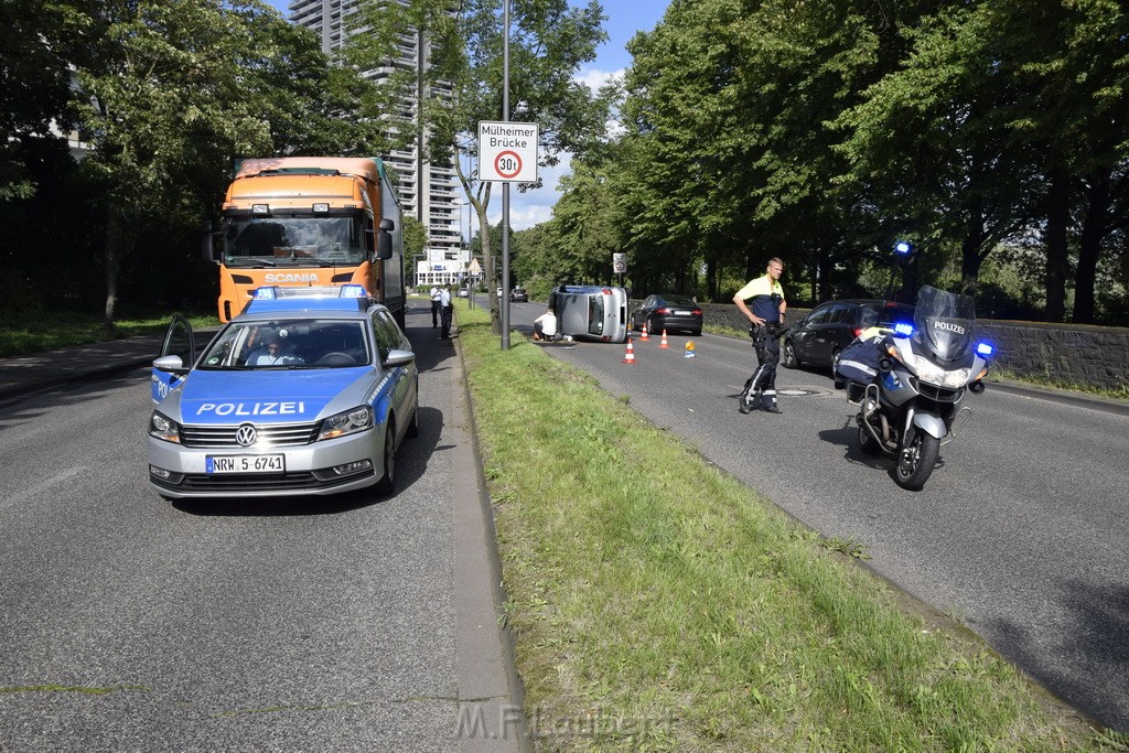 VU LKW PKW Koeln Riehl An der Schanz P08.JPG - Miklos Laubert